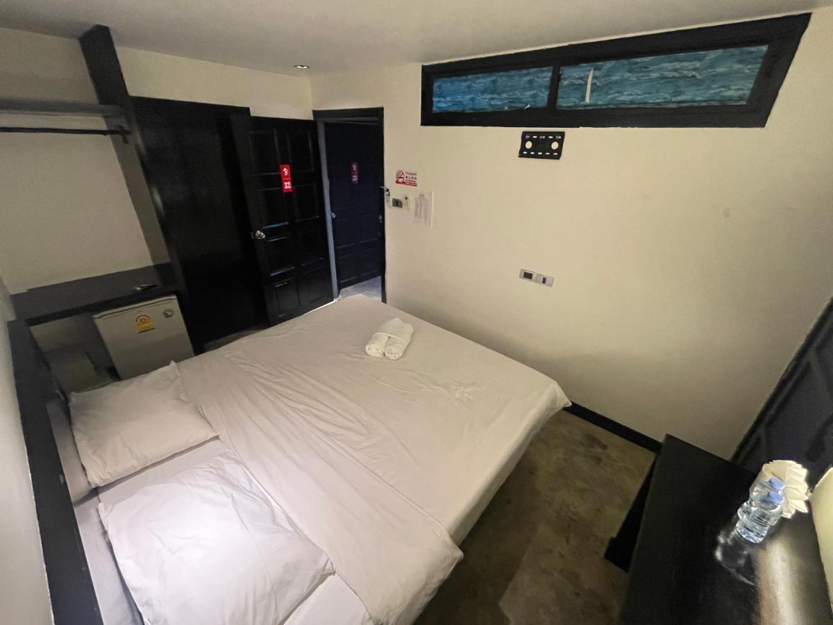 Cokoon Islanda Patong Hotel Buitenkant foto