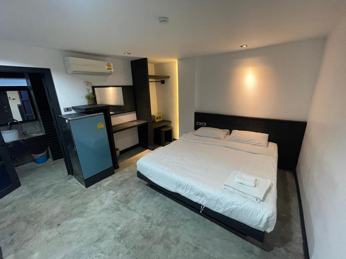 Cokoon Islanda Patong Hotel Buitenkant foto